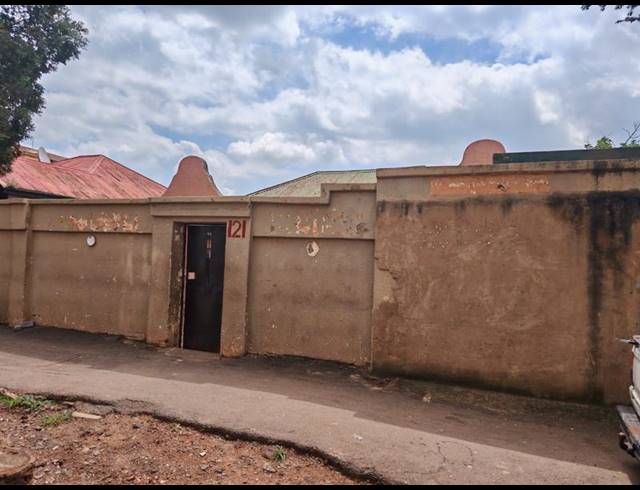 16 BEDROOM HOUSE FOR SALE IN BELLEVUE EAST